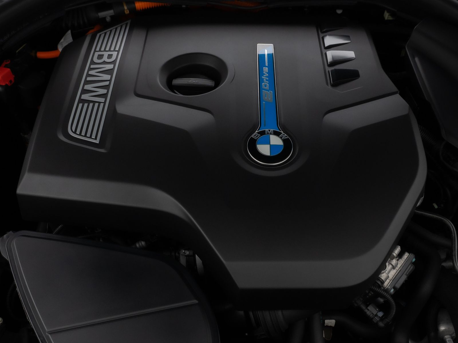 Fahrzeugabbildung BMW 530e iP Luxury Line Kamera HiFi Fernlichtassist