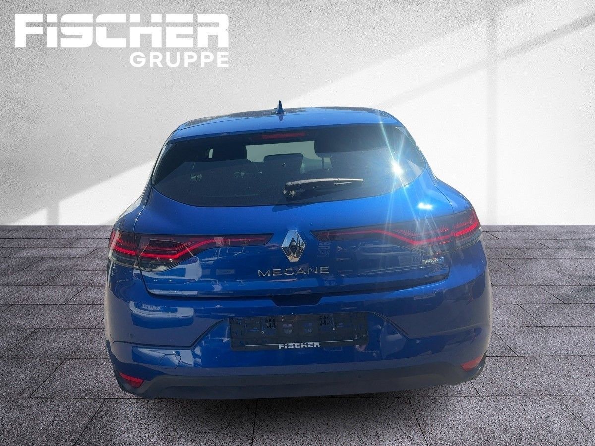 Fahrzeugabbildung Renault Megane 5-Türer INTENS E-TECH Plug-in 160