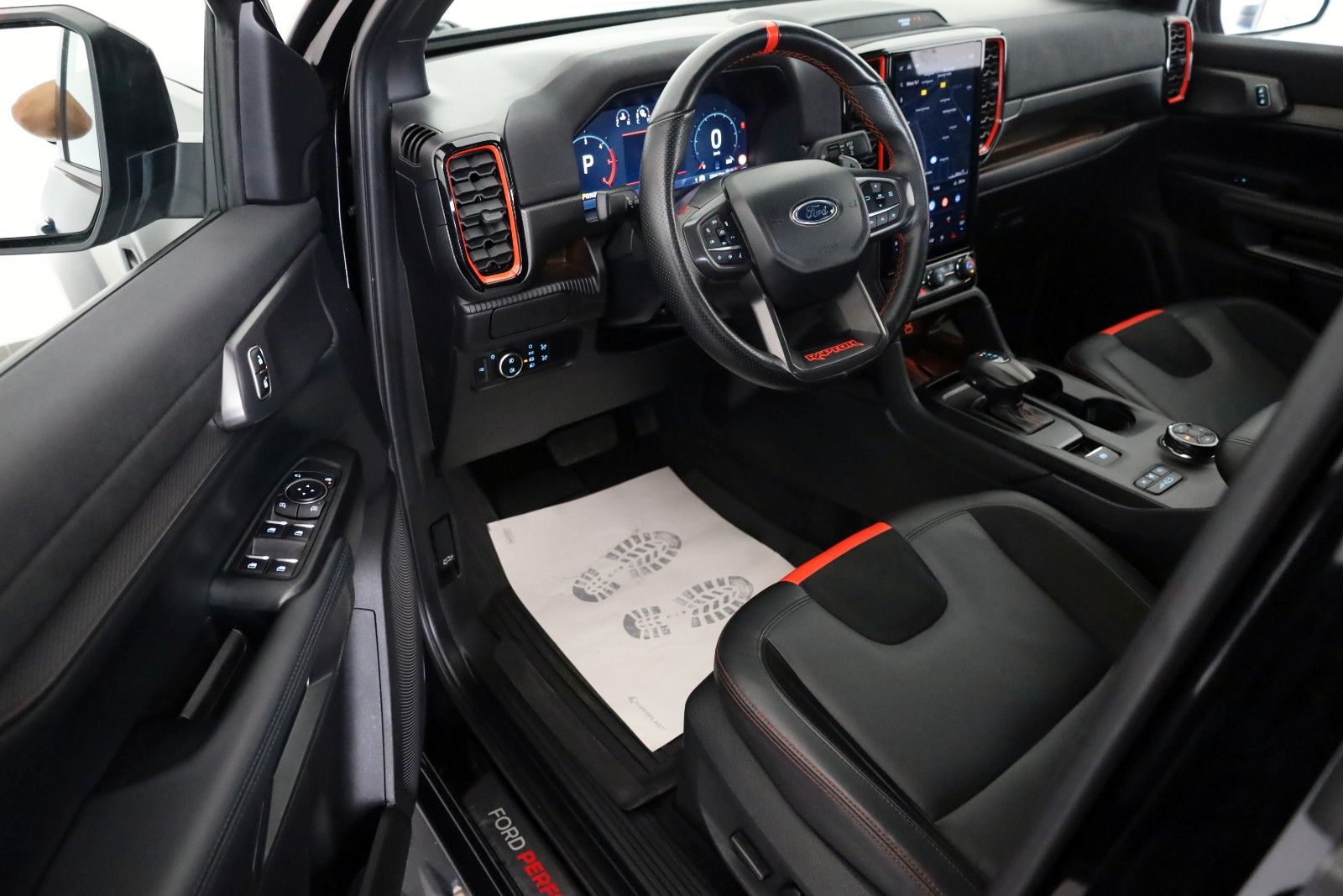 Fahrzeugabbildung Ford Raptor e-4WD,Techno73,Rollo el., Garantie 11.29