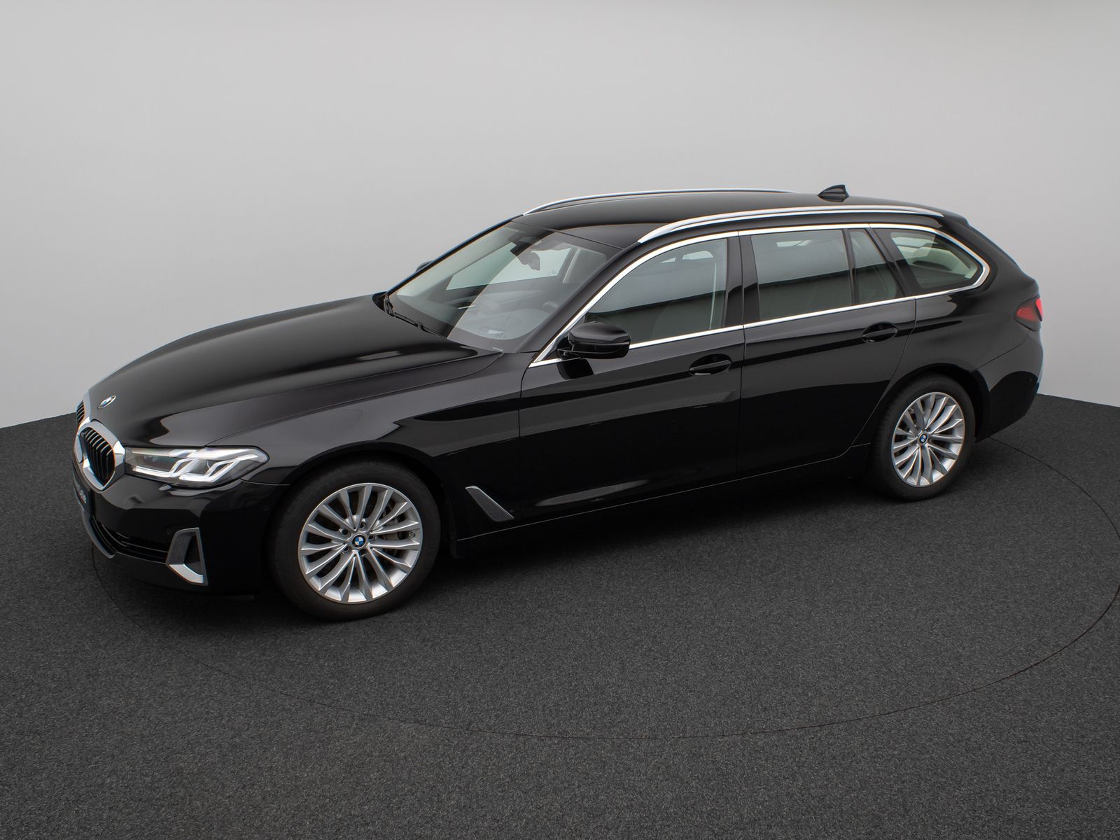 Fahrzeugabbildung BMW 540d xD Luxury Line Kamera HUD DAB ACC Alarm LED