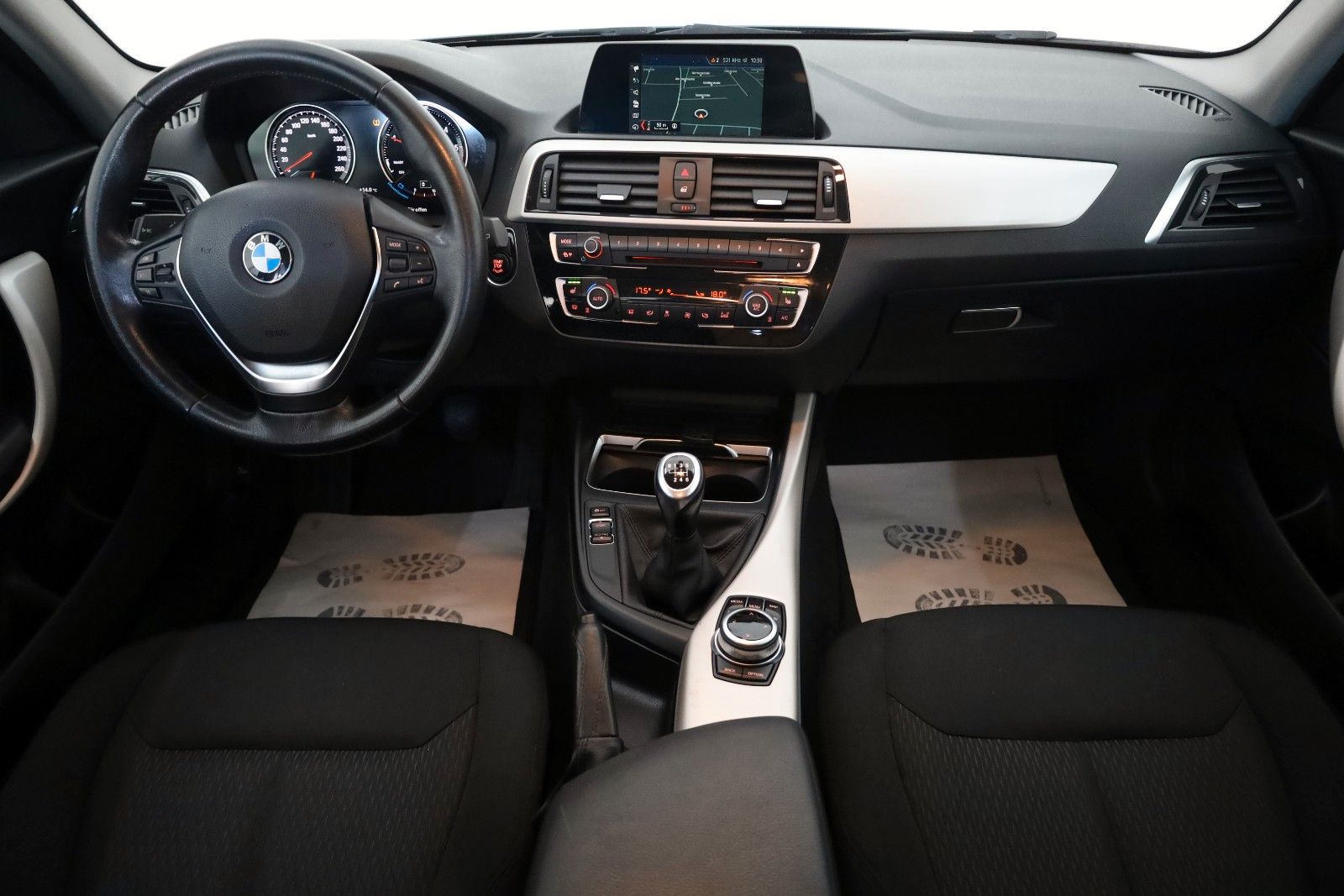 Fahrzeugabbildung BMW 116 d Advantage 5-Türig,Navi,SH,Tempomat,PDC