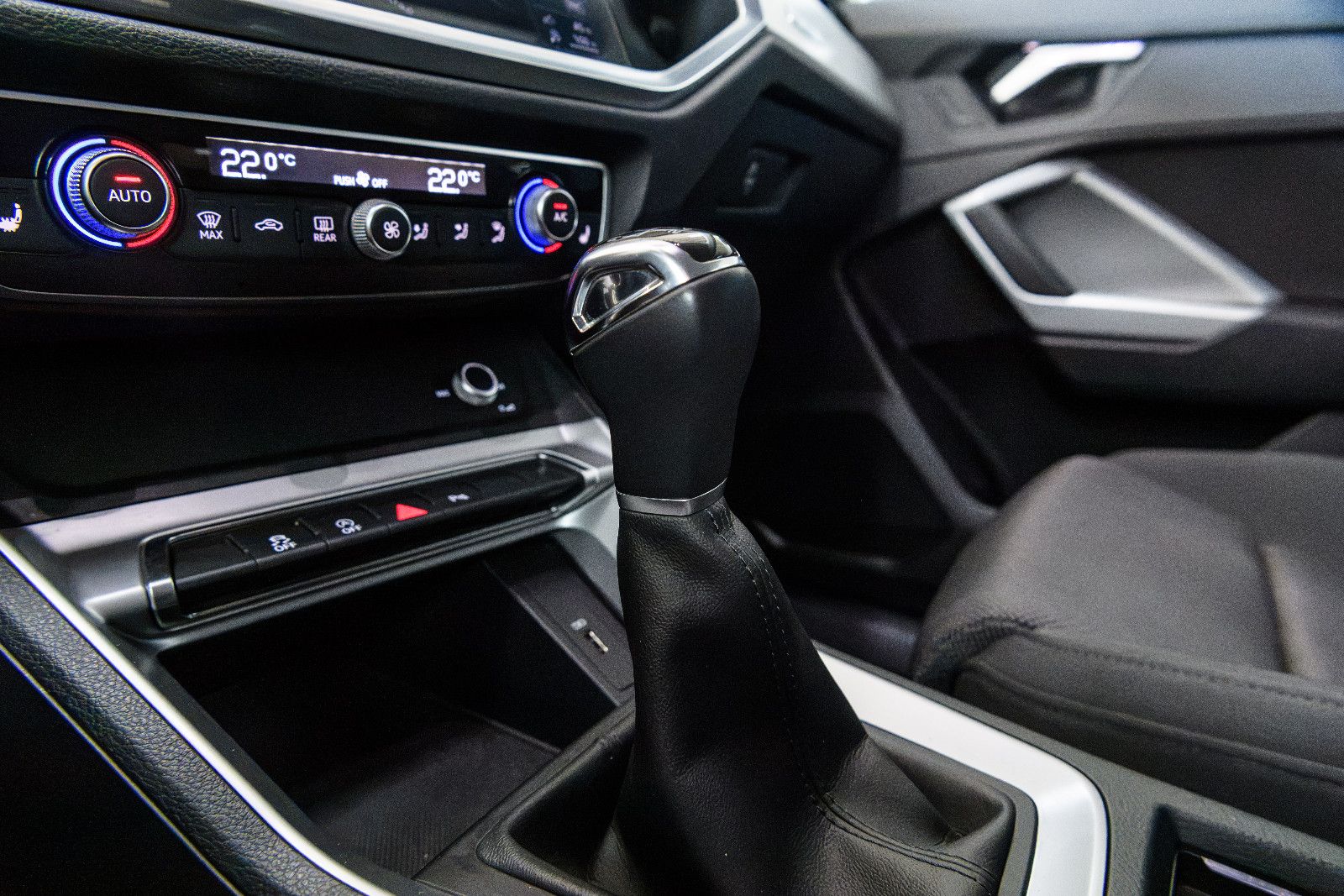 Fahrzeugabbildung Audi Q3 35 TFSI advanced