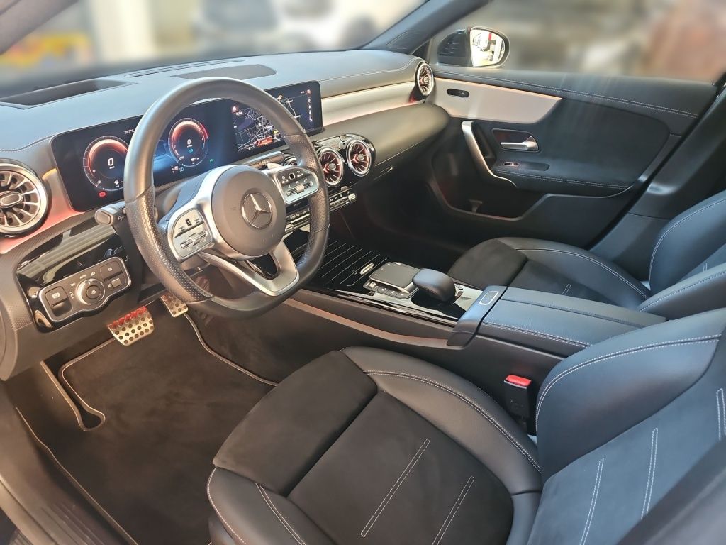 Fahrzeugabbildung Mercedes-Benz A 250 e AMG Night Navi HUD LED Sound SHZ Sport