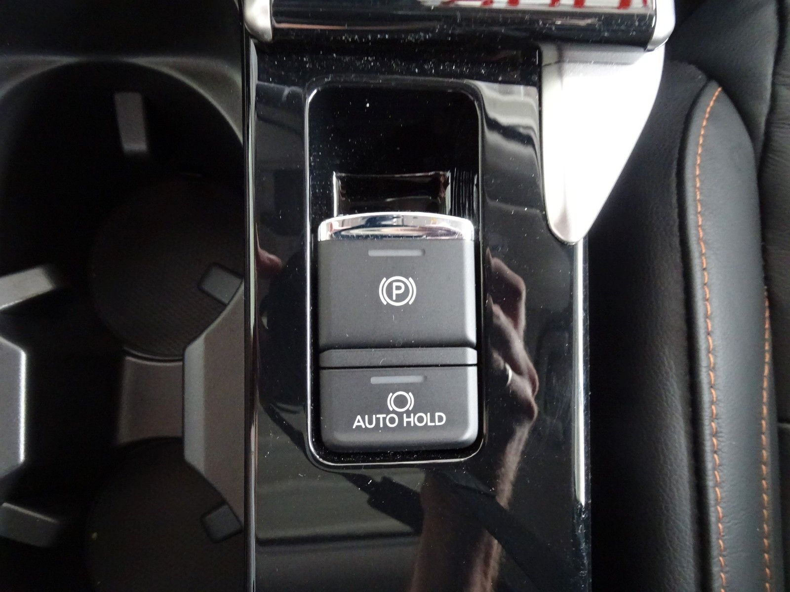 Fahrzeugabbildung Mitsubishi Eclipse Cross Top 2WD CVT