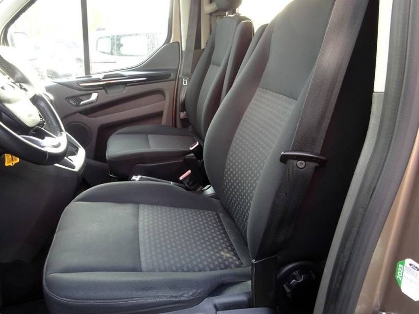 Fahrzeugabbildung Ford Tourneo Custom 2.0 TDCi 320 L1 Trend  AHK