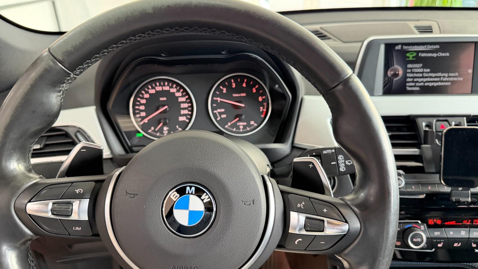BMW X1 xDrive 25 i M Sport AHK*NAVI