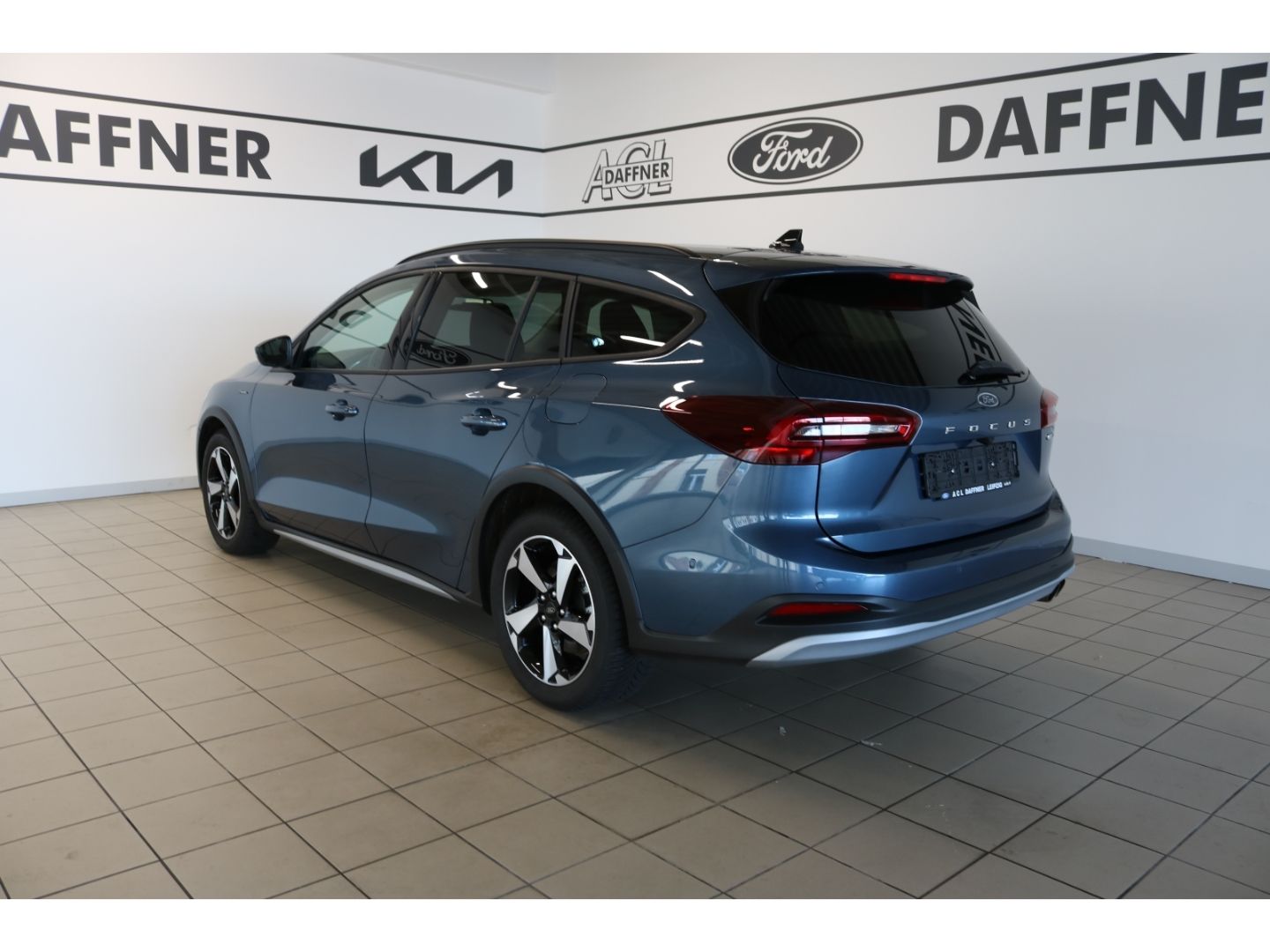 Fahrzeugabbildung Ford Focus Active X MHEV LED totWinkASS Spurhalte ASS