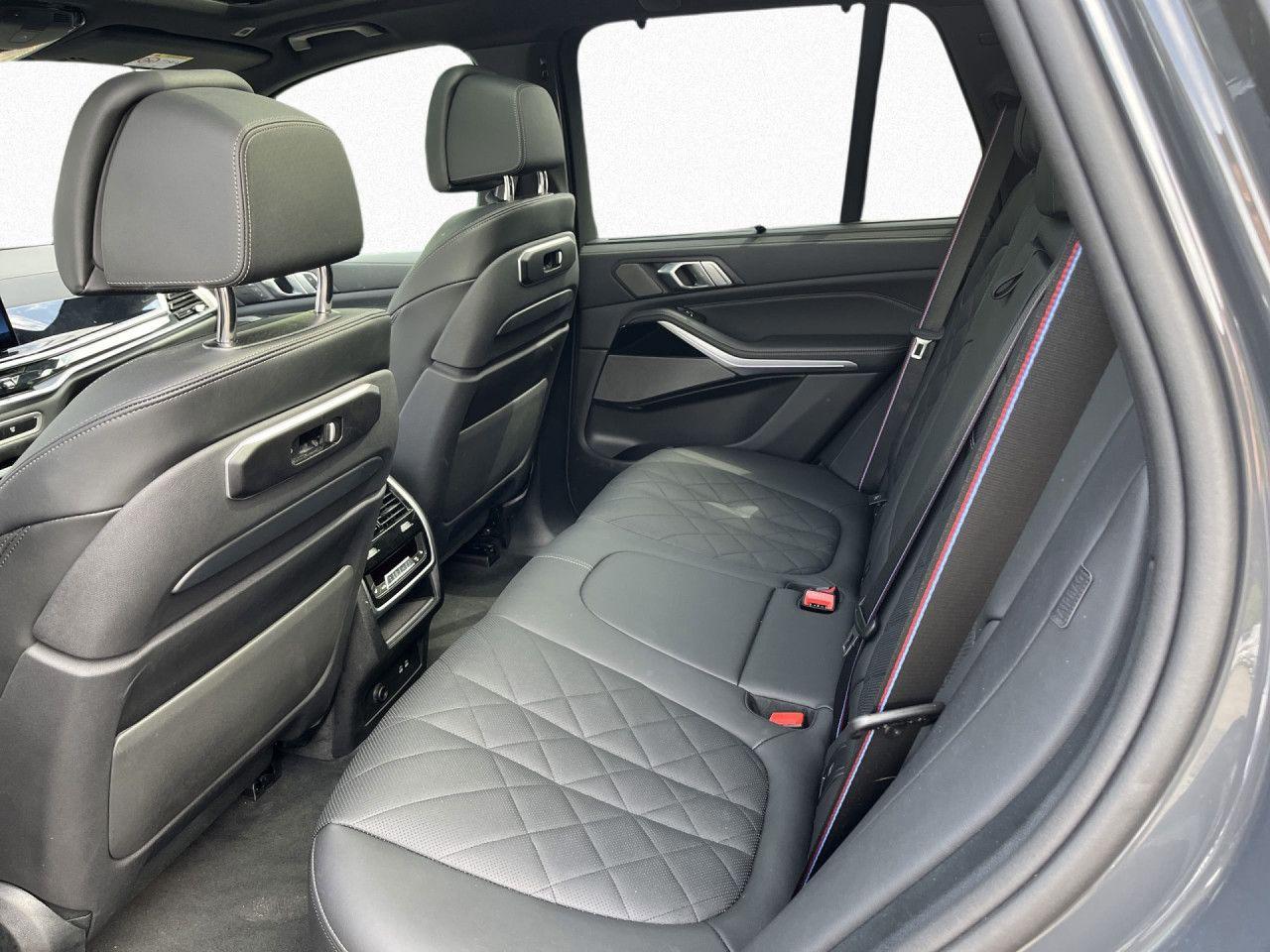 BMW X5 M60i xDri DA/PA-Pr,Pano,AHK,Leas.ab839,-/39M