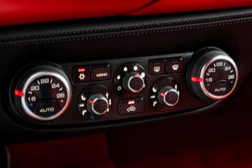 صورة مصغرة 35 لـ 2016 Ferrari 488 GTB