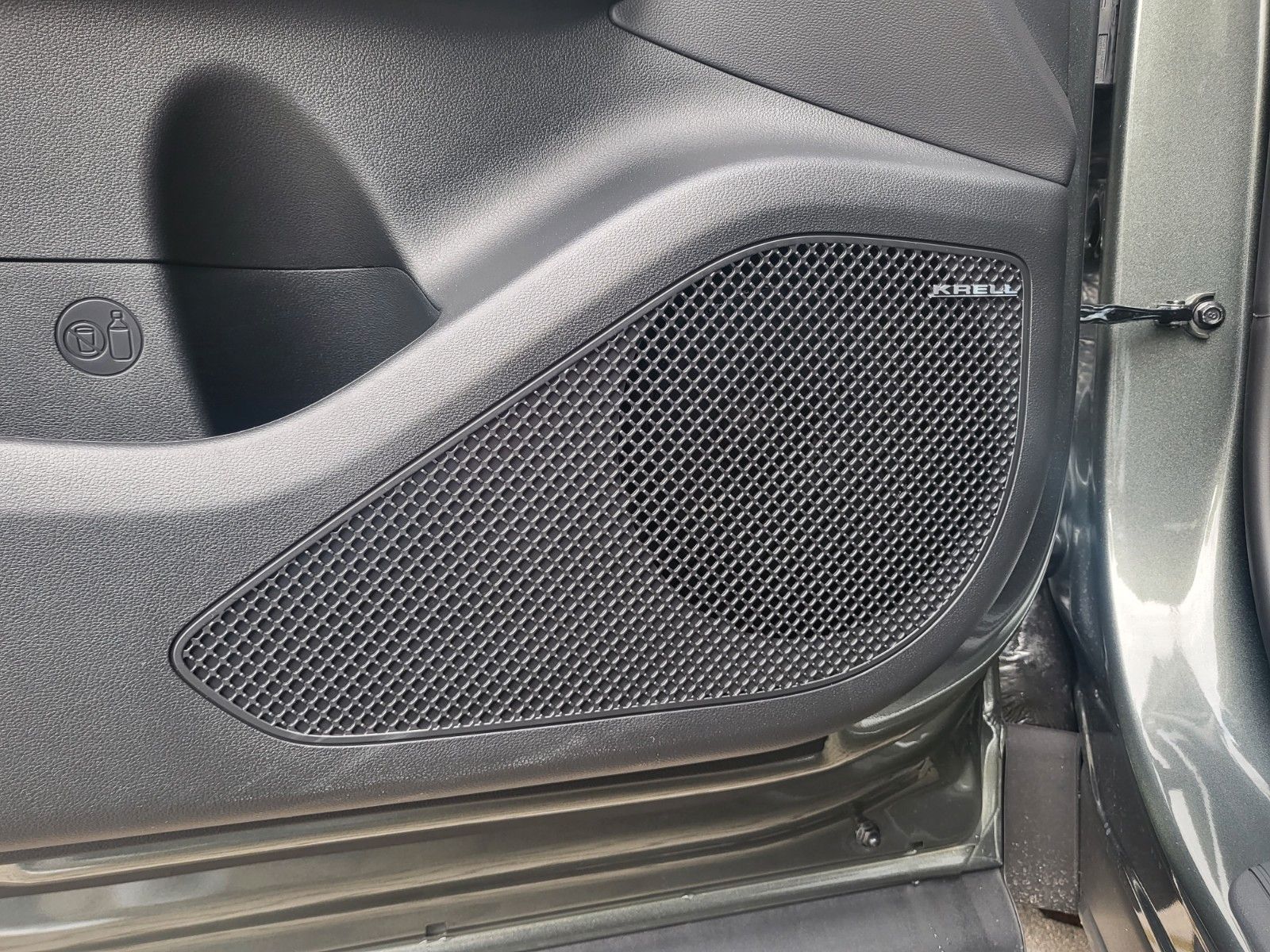 Fahrzeugabbildung Hyundai TUCSON 1.6 T-GDI PHEV 4WD TREND ASSI KRELL el.He