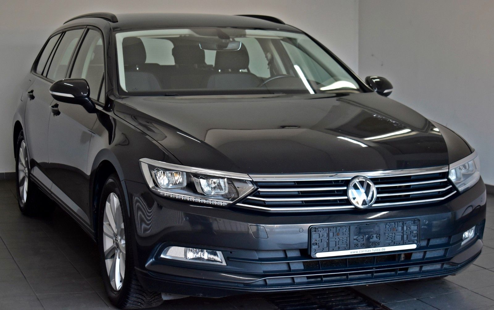 Fahrzeugabbildung Volkswagen Passat Variant Trendline Navi,LED,SH,PDC