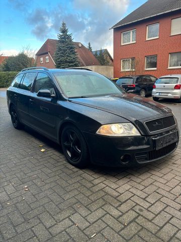 Skoda Octavia 2.0 TFSI RS Combi RS 2 Jahre...