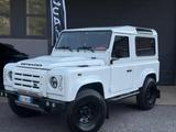Land Rover LAND ROVER Defender 2.2 TD4 Hard Top N1 - Land Rover Defender: Hard Top