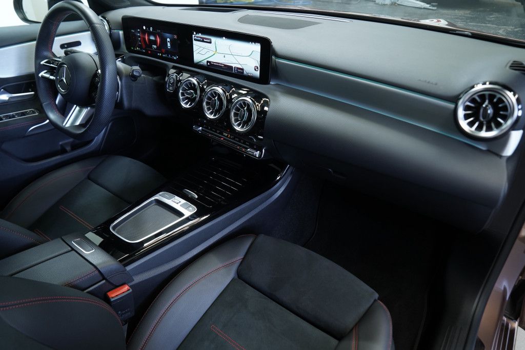 Mercedes Benz A 200