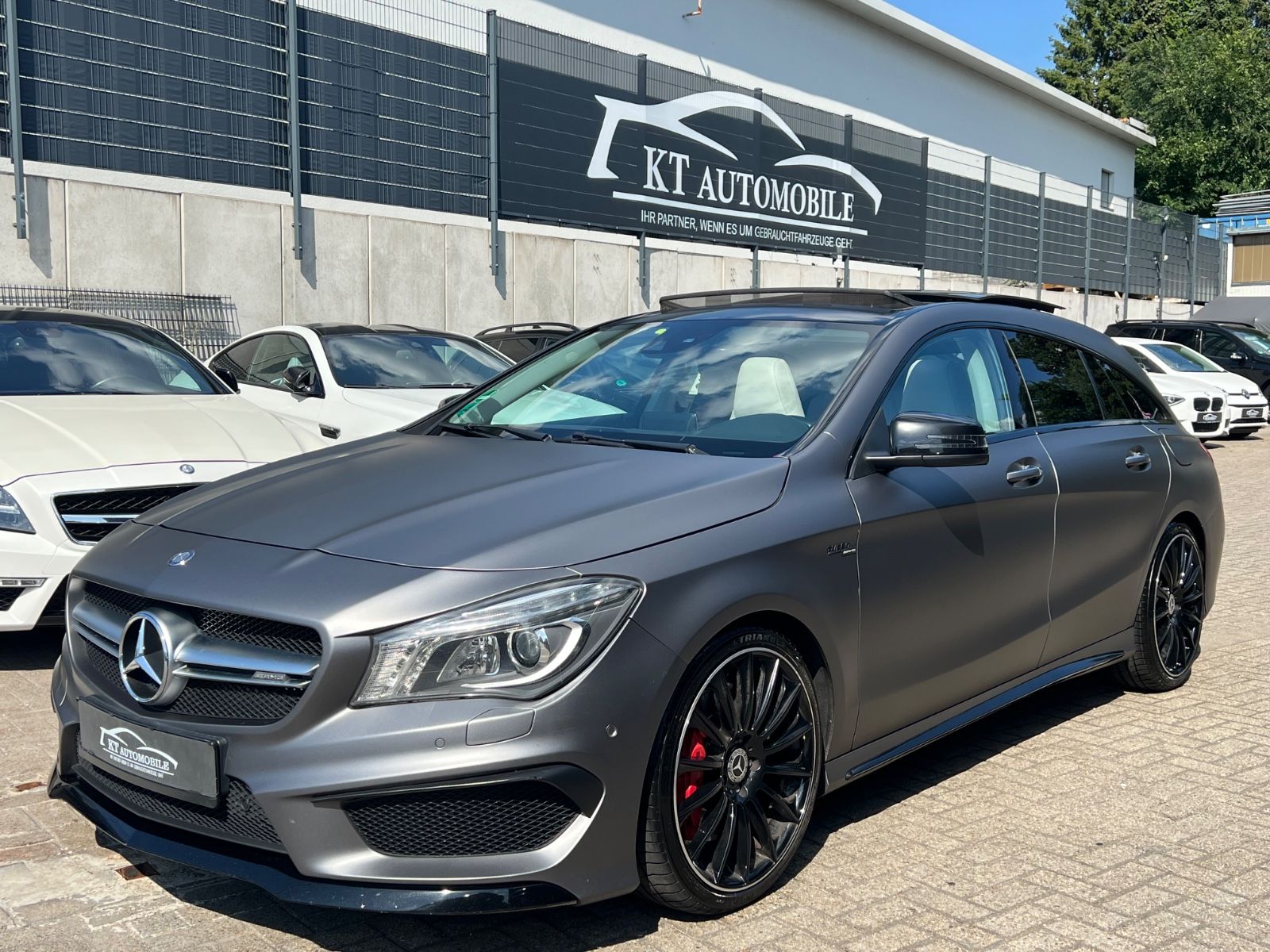 MERCEDES-BENZ Shooting Brake CLA 45 AMG 4Matic/Performance