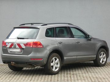 Volkswagen Touareg - 5