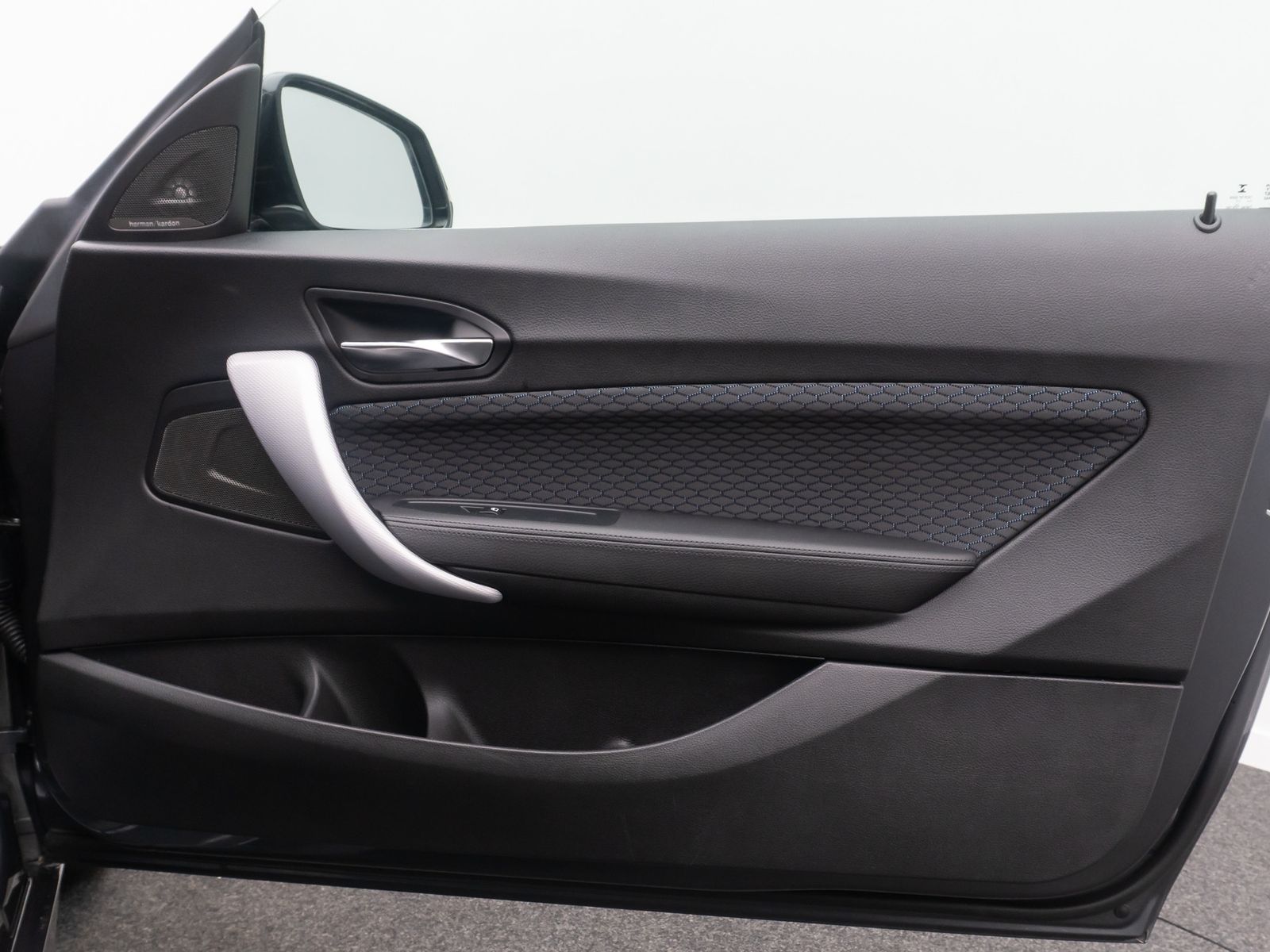 Fahrzeugabbildung BMW 125i M Sport Stop&Go Alarm ParkAss H/K Alcantara