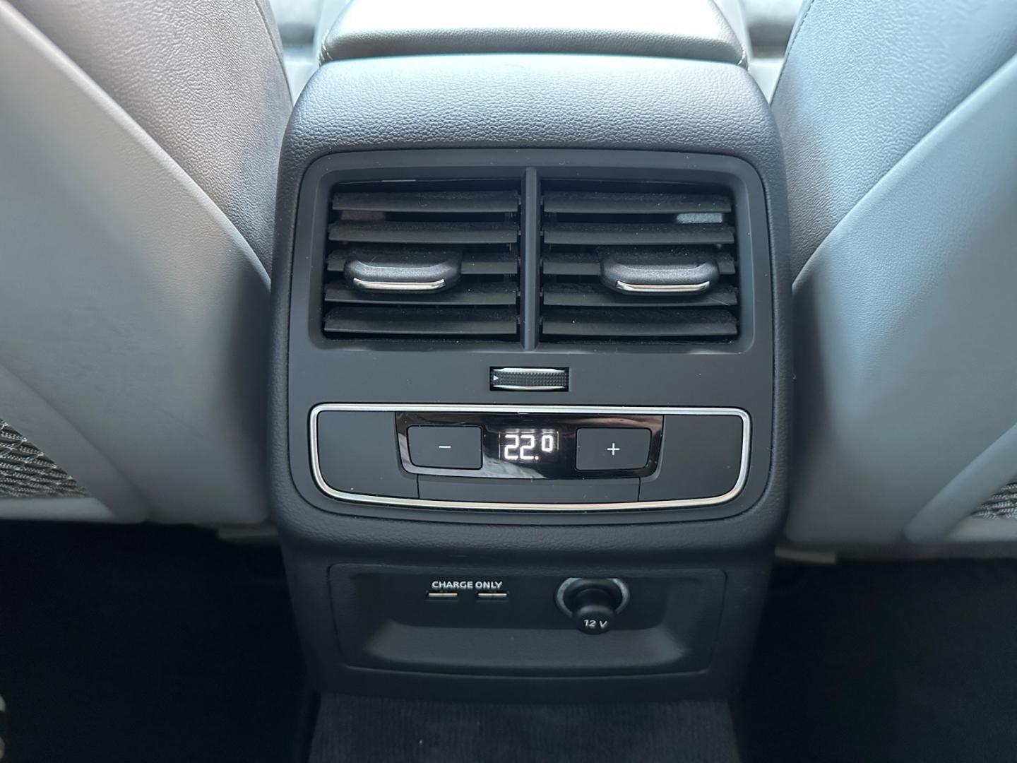 Audi A4 Avant 35 TFSI S line *LED*B&O*CAM*SHZ*