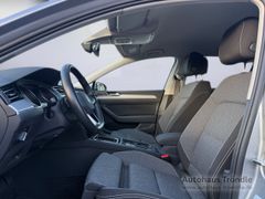 VW Passat Variant Business 2.0 TDI DSG Bluetooth