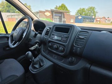 Opel Vivaro - 9