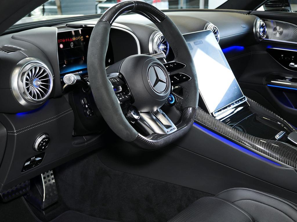 Mercedes-Benz GT 63 AMG 4m+ AERO KERAMIK PREMIUM 21-ZOLL LIFT
