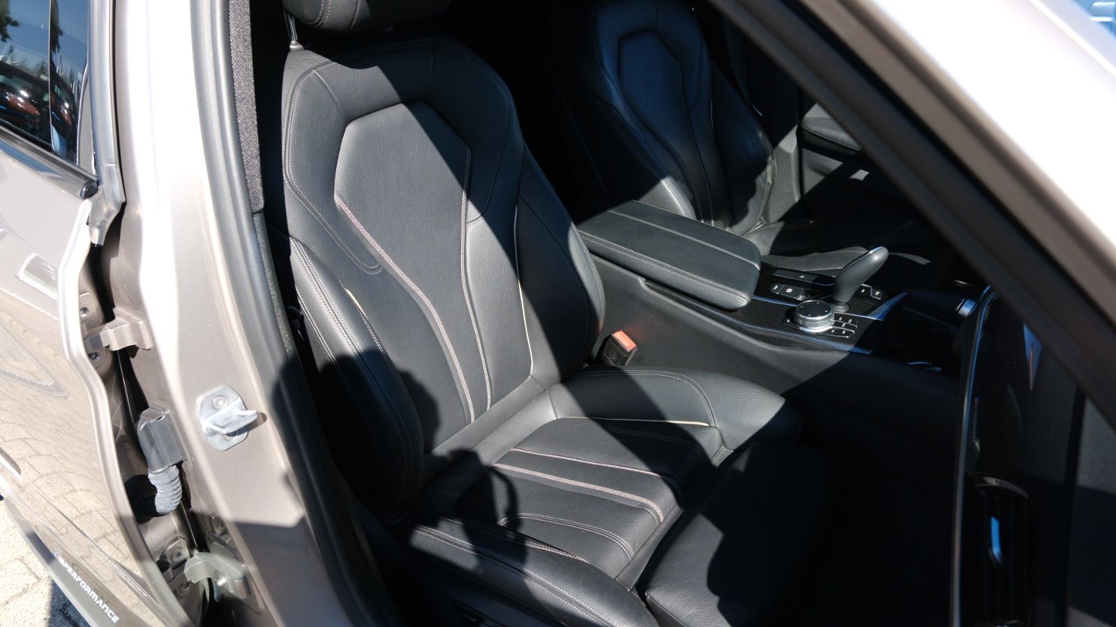 BMW 540i  M.pak M-Perf  Lci Lacer Look foto 23