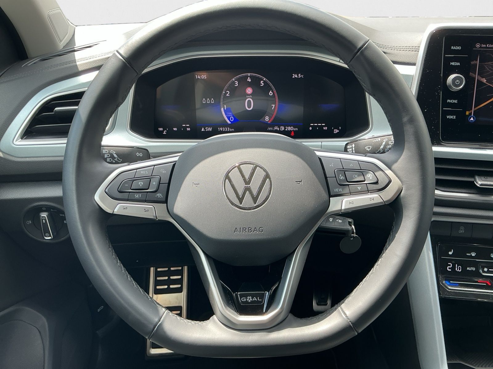 Volkswagen T-Roc - Bild 12