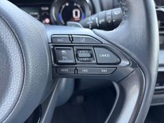 Fahrzeugabbildung Toyota Yaris 1.5 VVT-i Premiere AUTO 15 JAHRE GARANTIE