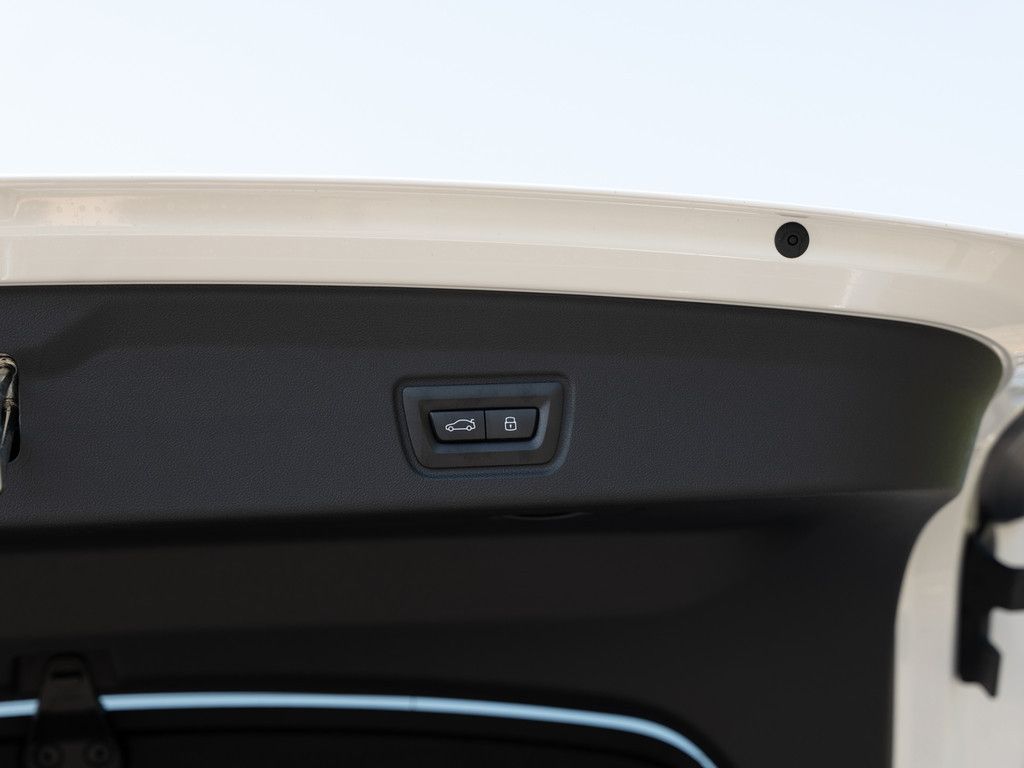 BMW i4 - Bild 12