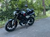 Yamaha XSR125 Sondermodell - YAMAHA X 125