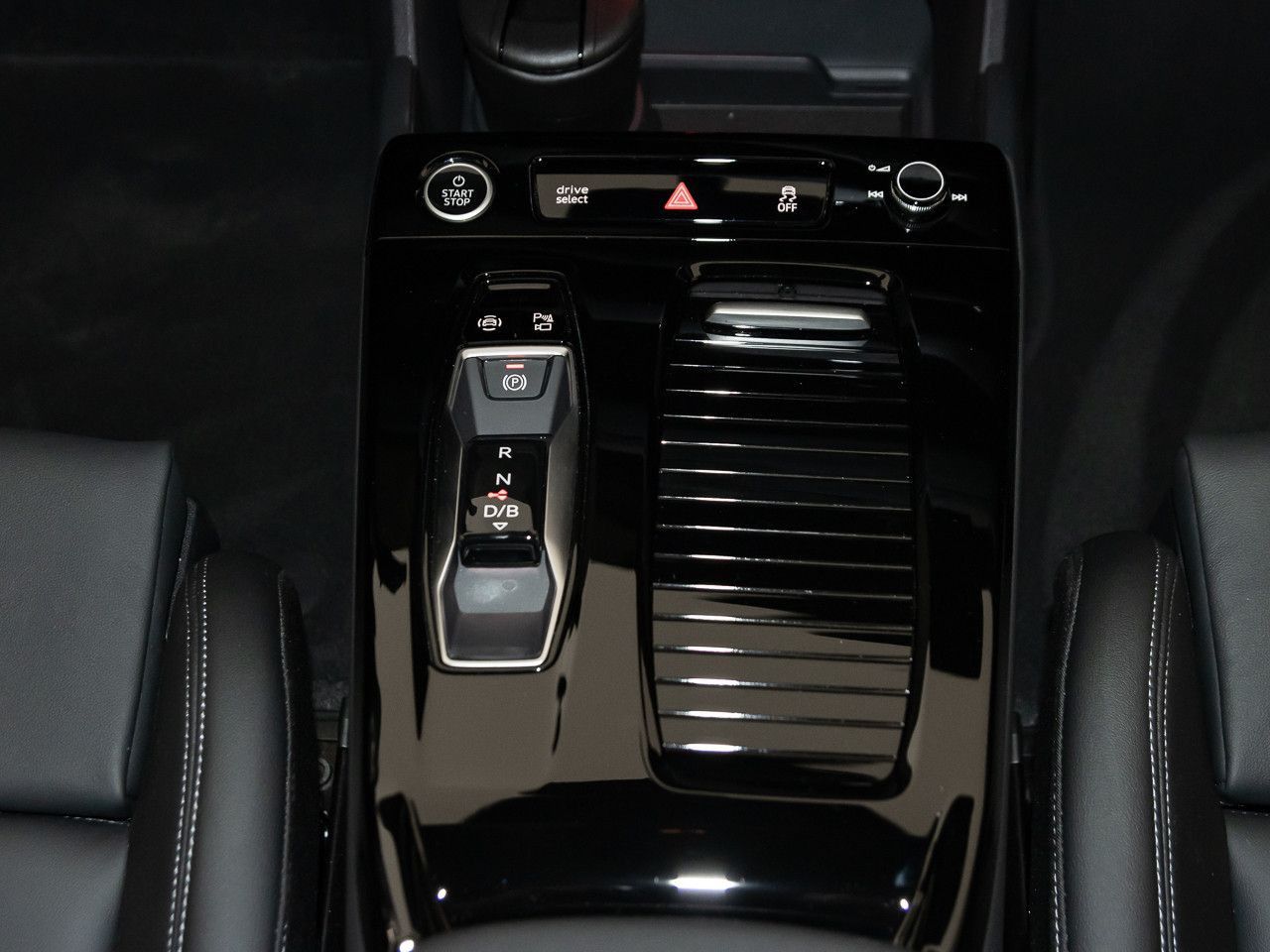 Audi Q6 e-tron - Bild 21
