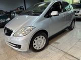 Mercedes-Benz A 160 A -Klasse A 160*TÜV NEU*KLIMA*NAVI*1.HAND* - Mercedes-Benz A 160 in Oberhausen