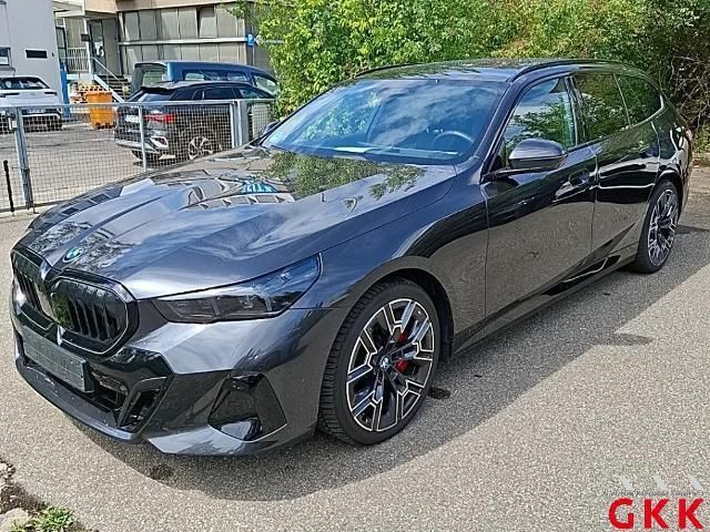 Image of BMW 540