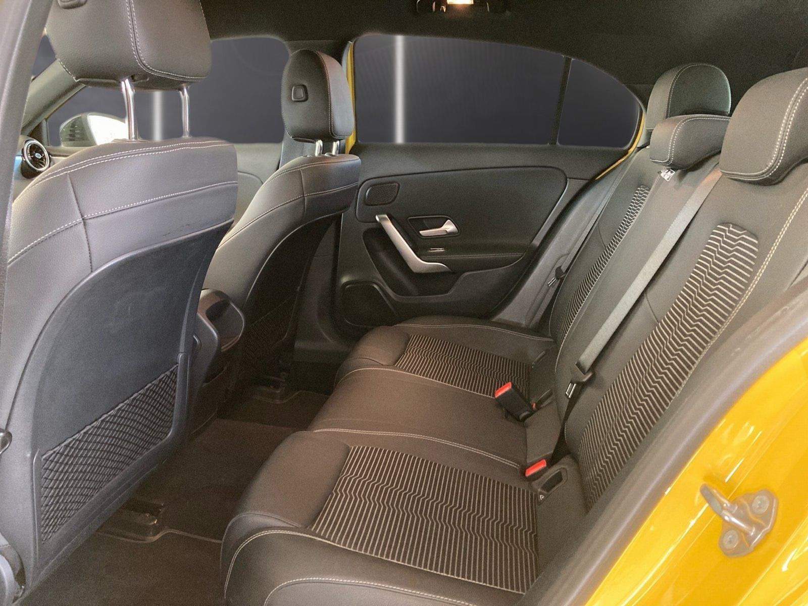 Fahrzeugabbildung Mercedes-Benz A 220 4M Progressive*Standheiz*Distronic*Kamera*