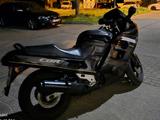 Honda CBR 1000 F - SC 24 - HONDA CBR SC24 1000F