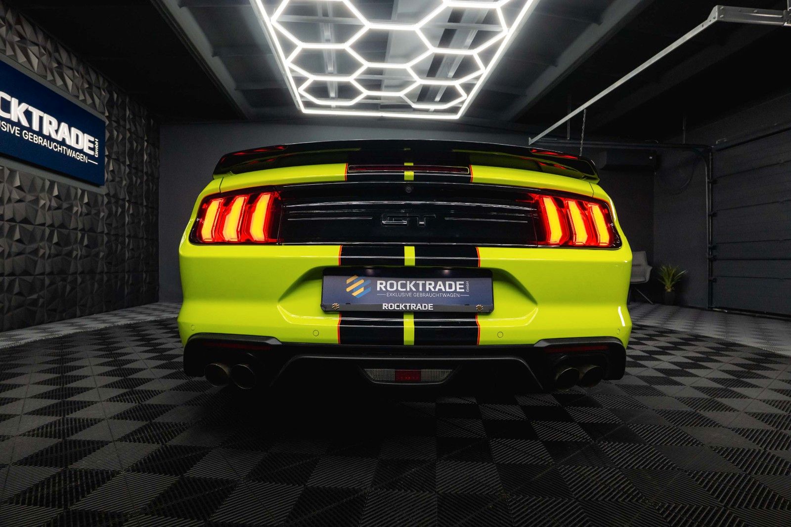Fahrzeugabbildung Ford Mustang Shelby GT 500 5.0 V8 PREMIUM Performance