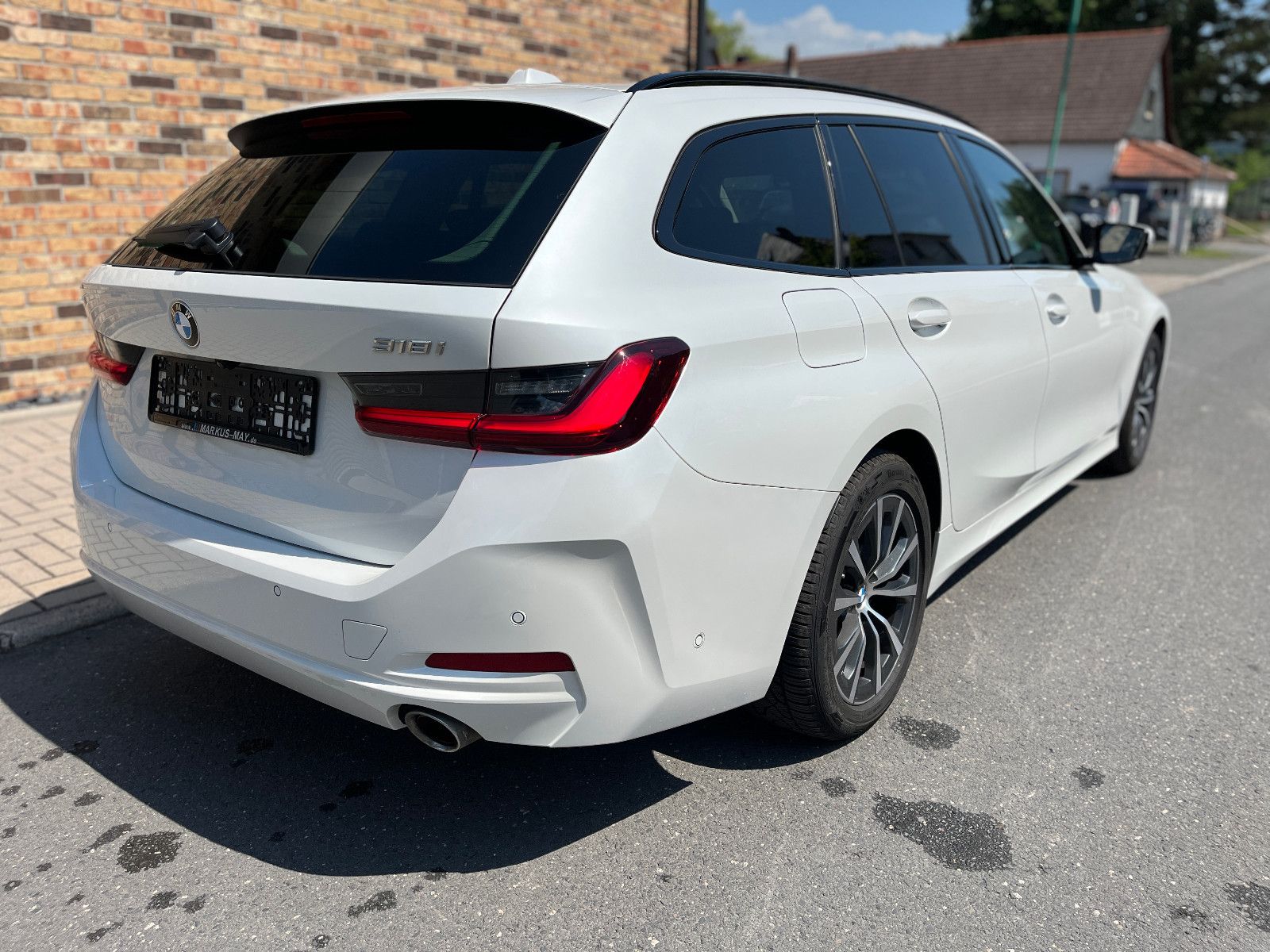 BMW 318i Tour LCI AHK HiFi Navi LED Sportsitze Leder foto 6