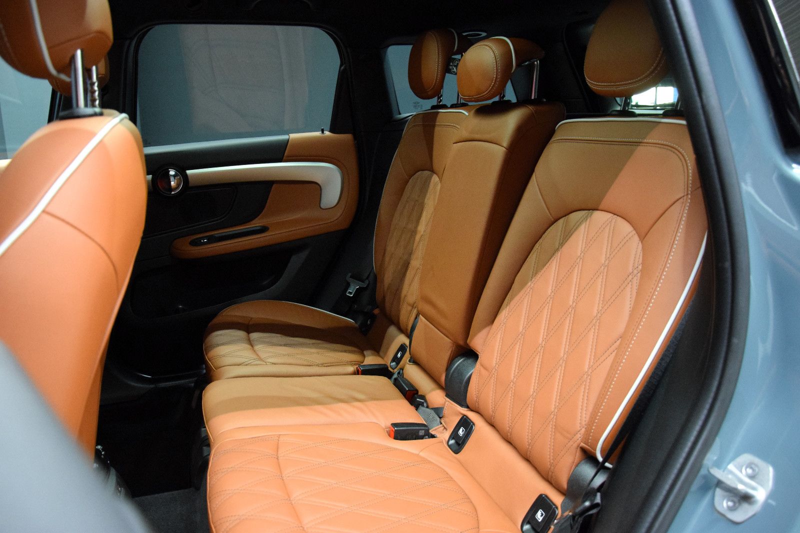 Fahrzeugabbildung MINI Cooper Countryman Yours Trim Pano Leder-braun