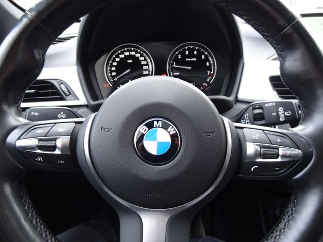Fahrzeugabbildung BMW X1 xDrive 20i M-Sport/HUD/Pano/Kam/AHK/Navi/