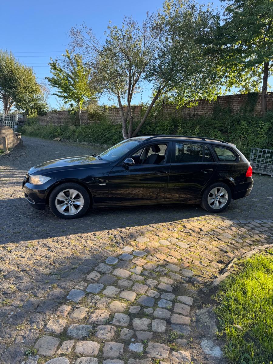 BMW 318 2006 — engine 1.995 cm³, 122 HP (90kW)