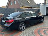 BMW 750 Ld xDrive Laser, B/W, TÜV 2028 - BMW 750: Ld