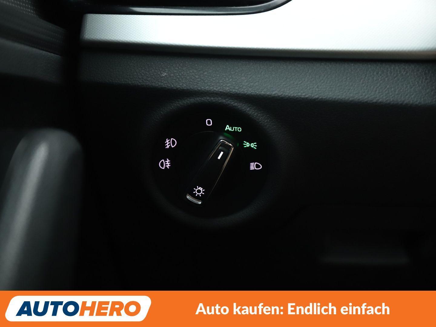 Skoda Kamiq 1.0 TSI Ambition Aut.*NAVI*LED*ACC*KLIMA*, миниатюра 27