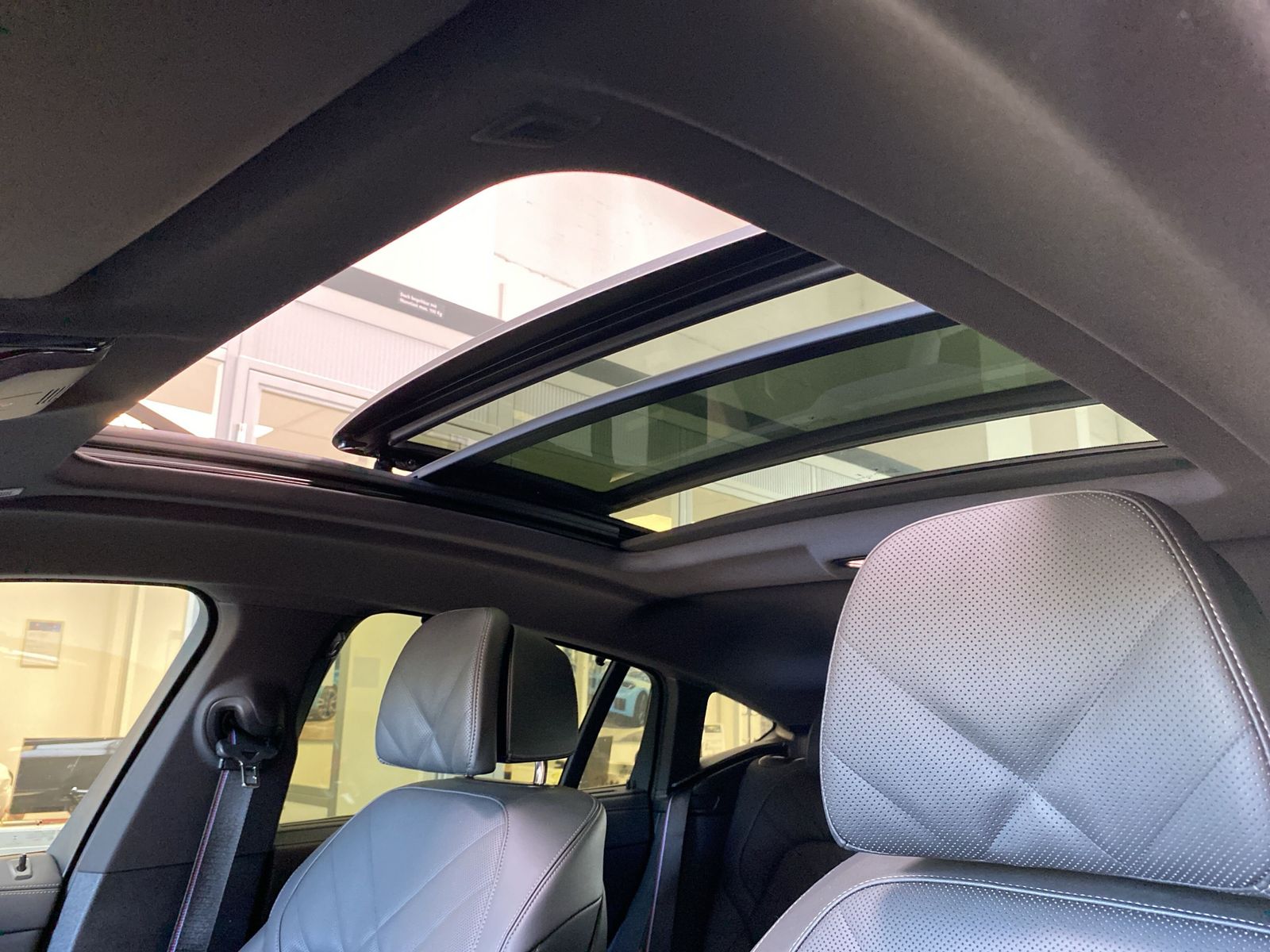 BMW X6 - Bild 23