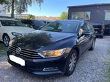 Volkswagen Passat 2.0 TDI 110kW BMT Euro6 PDC Navi - Volkswagen Passat: Taxi