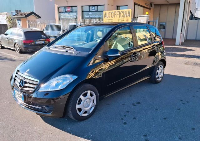 Mercedes-Benz Mercedes-benz A 160 A 160 BlueEFFICIENCY Executi