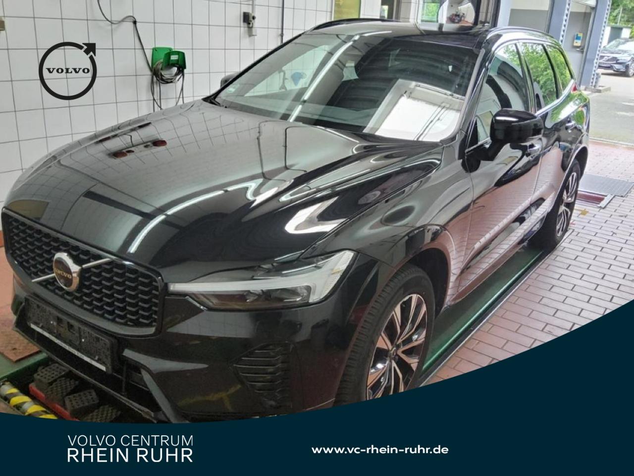 Volvo XC60 B4 AWD Plus Dark+PANO+HKSOUND+360°+LM+