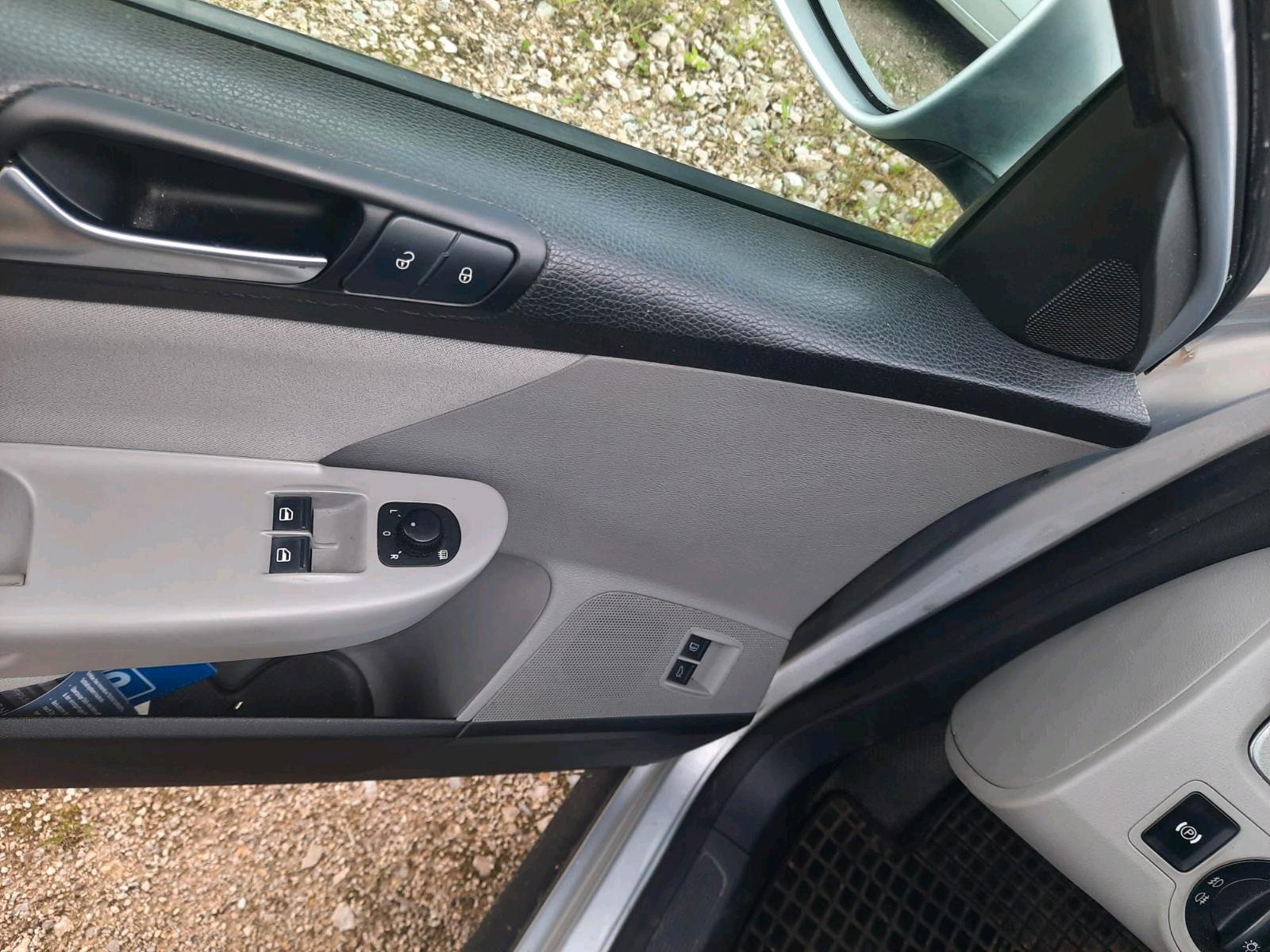 Volkswagen Passat 2010 — photo 5