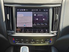 Fahrzeugabbildung Levante GT Hybrid Luftfederung AD Niveau Navi Le