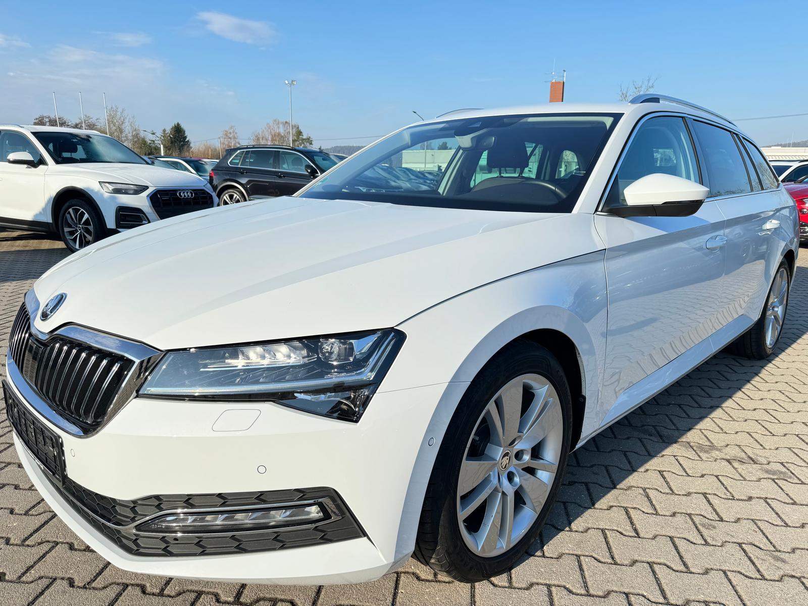Skoda Superb 2.0 TDI Premium Edition 4×4 Leder Kamera