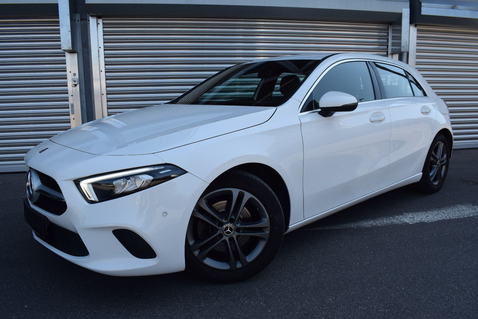 MERCEDES-BENZ A 200 Progressive Sitzhzg./LED Prof./Navi/Kamera
